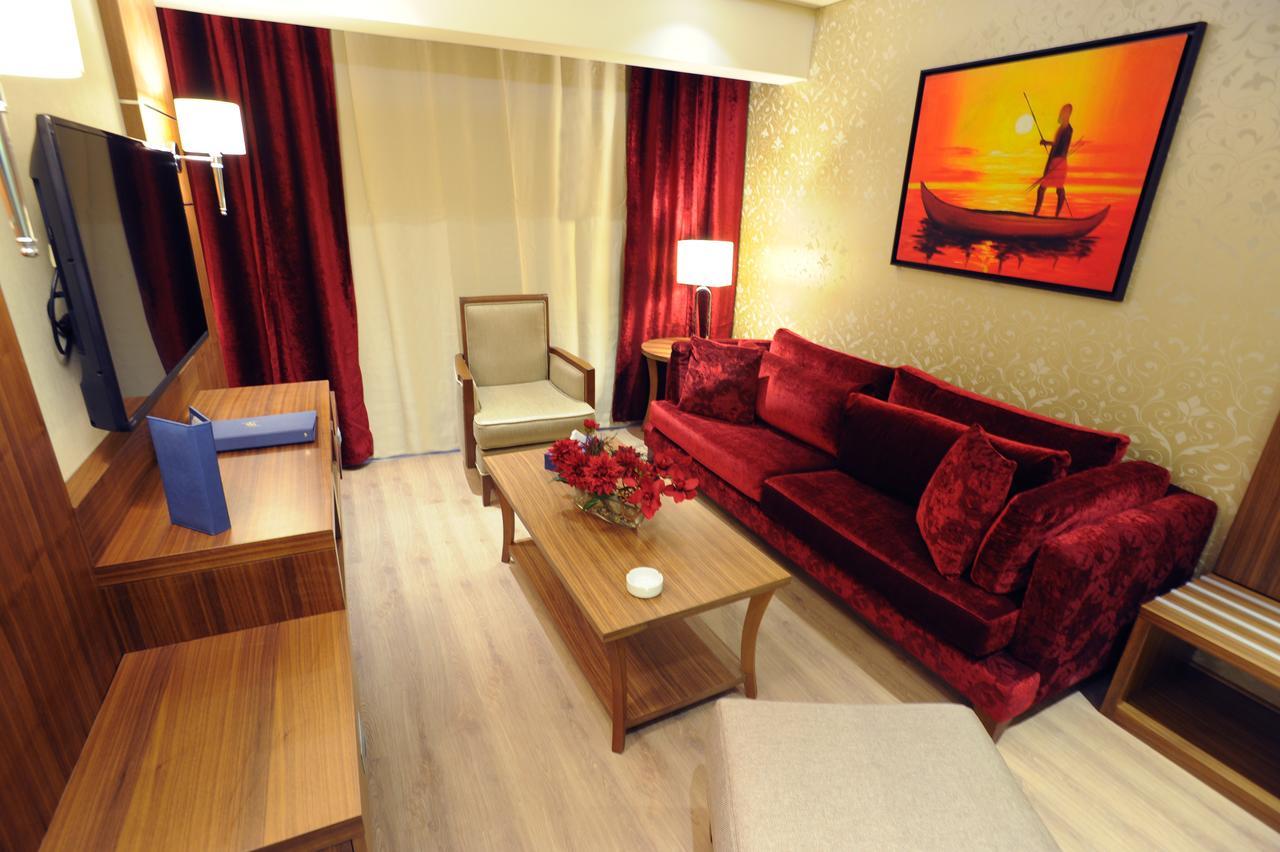 فندق جيمز 4*